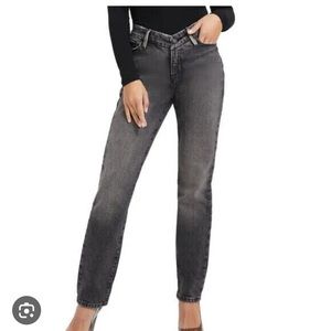 Good American Good Classic Low Waist Fray